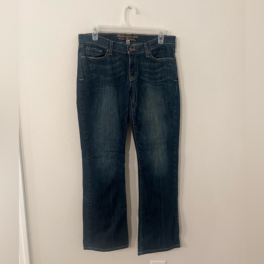 (⭐️ 4/$15) Abercrombie and Fitch Women’s Blue Jeans Size 6